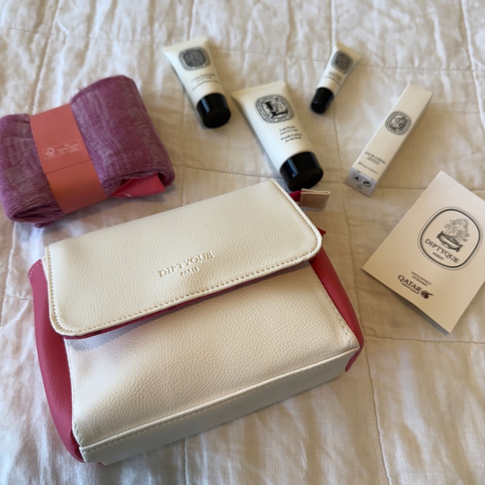 Qatar Airways Business Class Diptyque Amenities Kit – Breast Cancer Awareness